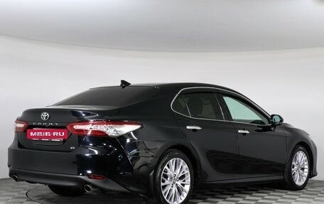 Toyota Camry, 2020 год, 3 150 000 рублей, 5 фотография