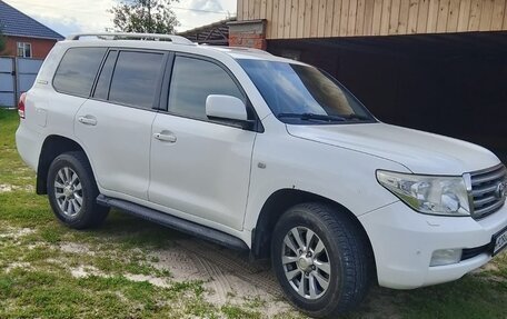 Toyota Land Cruiser 200, 2011 год, 2 850 000 рублей, 2 фотография