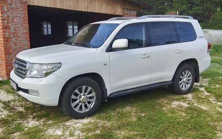 Toyota Land Cruiser 200, 2011 год, 2 850 000 рублей, 7 фотография