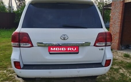 Toyota Land Cruiser 200, 2011 год, 2 850 000 рублей, 5 фотография