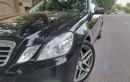 Mercedes-Benz E-Класс, 2010 год, 1 258 000 рублей, 1 фотография