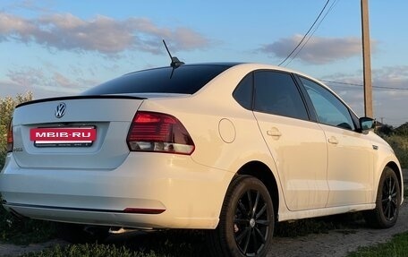 Volkswagen Polo VI (EU Market), 2018 год, 1 400 000 рублей, 22 фотография
