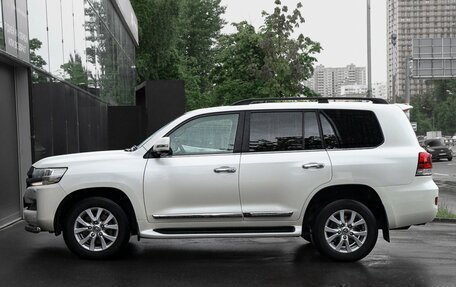 Toyota Land Cruiser 200, 2016 год, 5 797 000 рублей, 8 фотография
