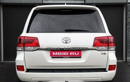 Toyota Land Cruiser 200, 2016 год, 5 797 000 рублей, 6 фотография