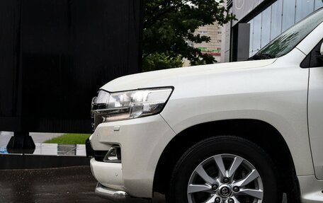 Toyota Land Cruiser 200, 2016 год, 5 797 000 рублей, 28 фотография