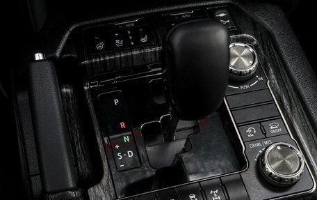 Toyota Land Cruiser 200, 2016 год, 5 797 000 рублей, 22 фотография