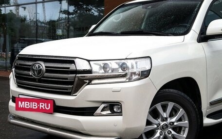 Toyota Land Cruiser 200, 2016 год, 5 797 000 рублей, 27 фотография