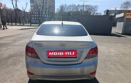 Hyundai Solaris II рестайлинг, 2011 год, 750 000 рублей, 2 фотография