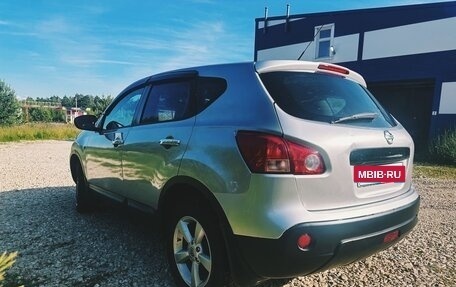 Nissan Qashqai, 2007 год, 710 000 рублей, 2 фотография