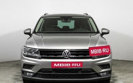 Volkswagen Tiguan II, 2019 год, 1 829 898 рублей, 2 фотография
