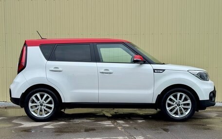 KIA Soul II рестайлинг, 2018 год, 1 488 000 рублей, 7 фотография