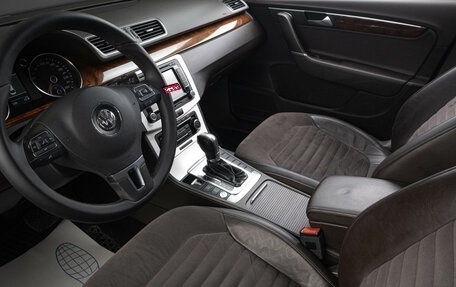 Volkswagen Passat B7, 2011 год, 1 249 000 рублей, 9 фотография