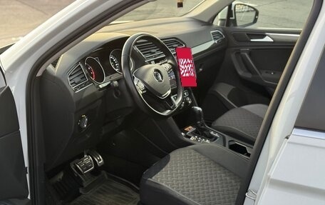 Volkswagen Tiguan II, 2019 год, 2 290 000 рублей, 15 фотография