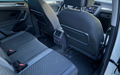 Volkswagen Tiguan II, 2019 год, 2 290 000 рублей, 20 фотография