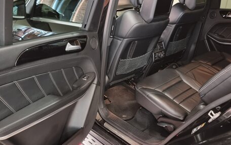 Mercedes-Benz GL-Класс AMG, 2013 год, 2 850 000 рублей, 29 фотография