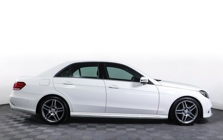 Mercedes-Benz E-Класс, 2013 год, 2 300 000 рублей, 4 фотография