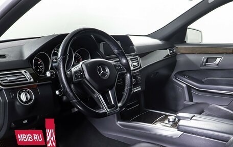 Mercedes-Benz E-Класс, 2013 год, 2 300 000 рублей, 14 фотография