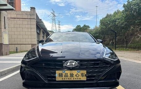 Hyundai Sonata VIII, 2022 год, 1 910 000 рублей, 2 фотография