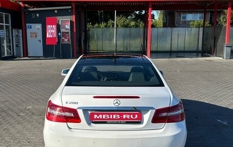 Mercedes-Benz E-Класс, 2012 год, 1 400 000 рублей, 3 фотография