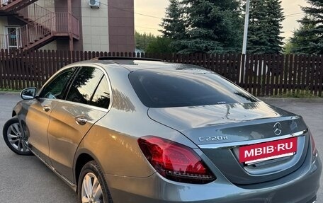 Mercedes-Benz C-Класс, 2019 год, 3 000 000 рублей, 11 фотография