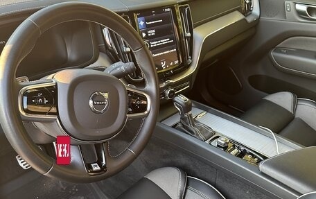 Volvo XC60 II, 2020 год, 5 200 000 рублей, 4 фотография