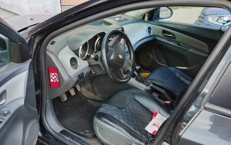 Chevrolet Cruze II, 2009 год, 350 000 рублей, 3 фотография