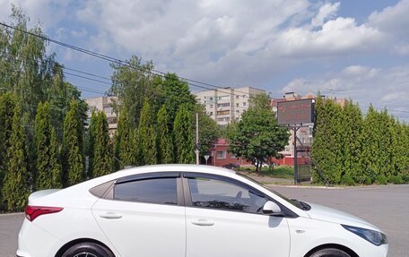 Hyundai Solaris II рестайлинг, 2020 год, 1 240 000 рублей, 4 фотография