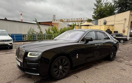 Rolls-Royce Ghost Series II рестайлинг, 2021 год, 35 000 000 рублей, 2 фотография