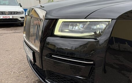 Rolls-Royce Ghost Series II рестайлинг, 2021 год, 35 000 000 рублей, 3 фотография