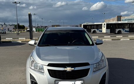 Chevrolet Cruze II, 2014 год, 980 000 рублей, 2 фотография