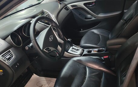 Hyundai Avante, 2011 год, 770 000 рублей, 10 фотография