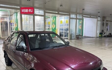 Daewoo Nexia I рестайлинг, 2004 год, 200 000 рублей, 4 фотография
