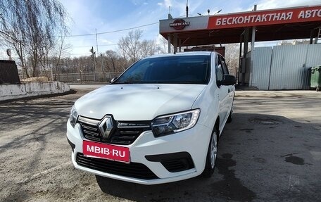 Renault Logan II, 2019 год, 830 000 рублей, 3 фотография