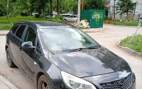 Opel Astra J, 2011 год, 650 000 рублей, 3 фотография