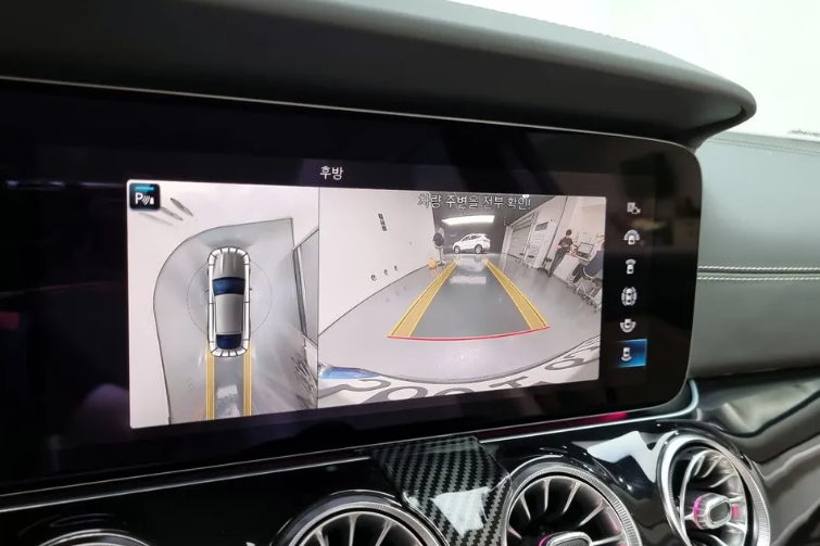 Mercedes-Benz AMG GT I рестайлинг, 2021 год, 9 620 000 рублей, 13 фотография