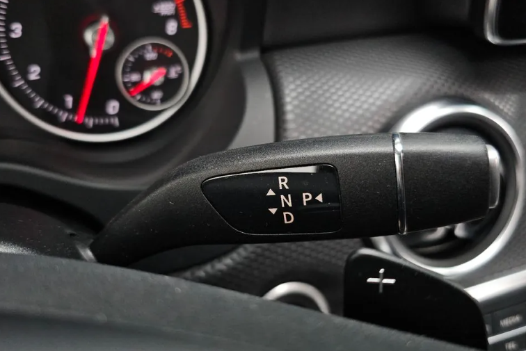 Mercedes-Benz A-Класс W176 рестайлинг, 2015 год, 2 320 000 рублей, 7 фотография