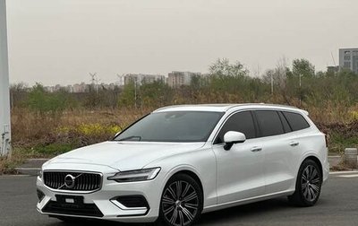 Volvo V60 Cross Country II, 2021 год, 2 997 000 рублей, 1 фотография