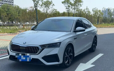 Skoda Octavia IV, 2022 год, 1 789 111 рублей, 1 фотография