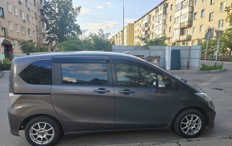 Honda Freed I, 2016 год, 1 650 000 рублей, 4 фотография