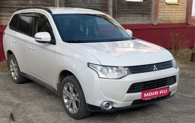 Mitsubishi Outlander III рестайлинг 3, 2013 год, 1 300 000 рублей, 1 фотография