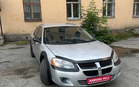 Dodge Stratus II, 2004 год, 450 000 рублей, 1 фотография