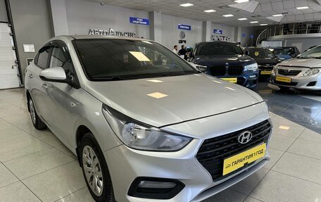 Hyundai Solaris II рестайлинг, 2018 год, 1 050 000 рублей, 7 фотография