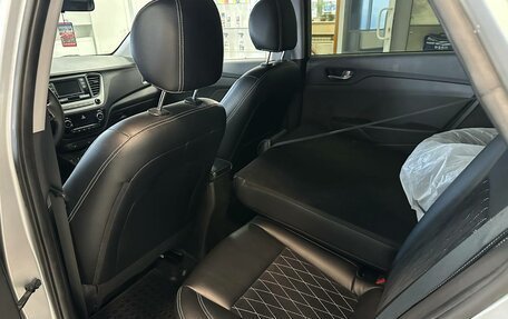 Hyundai Solaris II рестайлинг, 2018 год, 1 050 000 рублей, 16 фотография