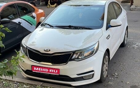 KIA Rio III рестайлинг, 2015 год, 385 000 рублей, 1 фотография