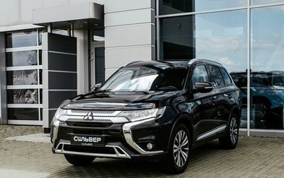Mitsubishi Outlander III рестайлинг 3, 2018 год, 2 300 000 рублей, 1 фотография