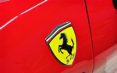 Ferrari F8, 2021 год, 27 500 000 рублей, 13 фотография