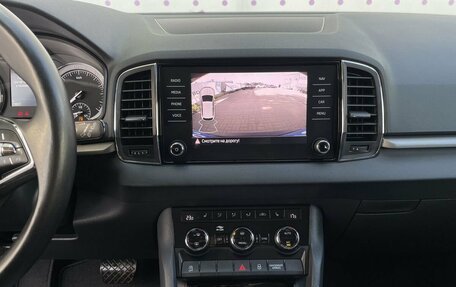 Skoda Karoq I, 2021 год, 2 320 000 рублей, 17 фотография