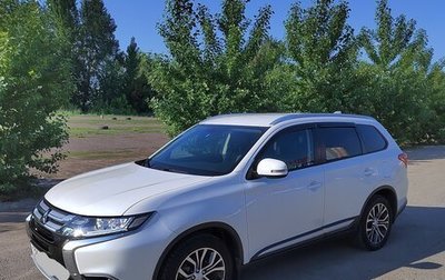 Mitsubishi Outlander III рестайлинг 3, 2018 год, 2 250 000 рублей, 1 фотография