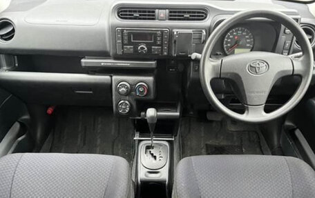 Toyota Probox I, 2022 год, 895 000 рублей, 7 фотография