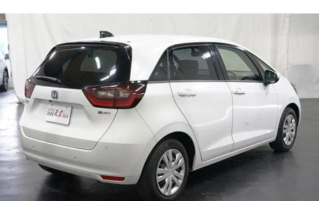 Honda Fit, 2022 год, 850 000 рублей, 4 фотография